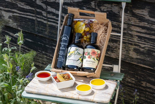 Emmett's Oil & Vinegar Basket