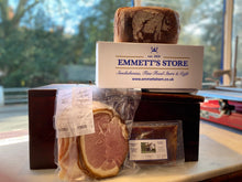 Load image into Gallery viewer, Emmett&#39;s Ham Bread and Chutney Gift Box - Emmett&#39;s
